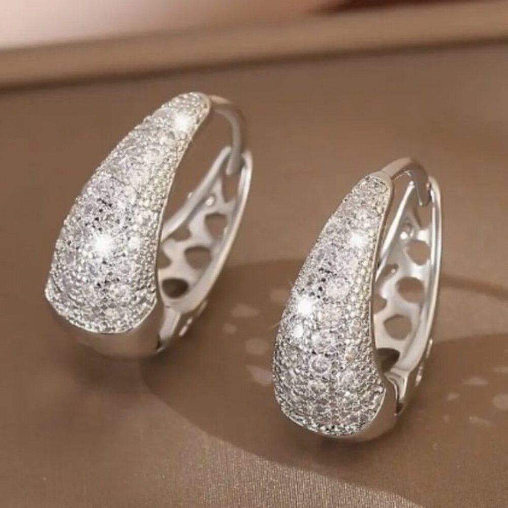 18k White Gold Plated Diamond Embellished Earrings